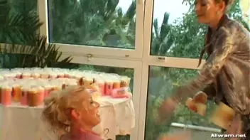 Pudding Brawl Screencap 37 on sinx.preview.netperv.com