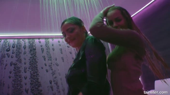 Titty Time In The Orgy Shower Screencap 2 on sinx.preview.netperv.com