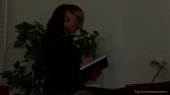 Never Disturb a Madame at Work! Screencap 101 on sinx.preview.netperv.com