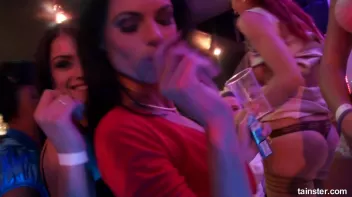 Fanatic Fuckfriends Part 8 - Lesbian Cam Screencap 4 on sinx.preview.netperv.com