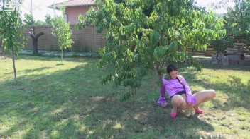 The Princess Of Public Pissing Screencap 28 on sinx.preview.netperv.com