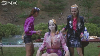 Sexy WAM Food Fight Between Friends Screencap 59 on sinx.preview.netperv.com