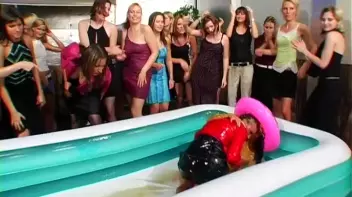 Christina Lee vs. Sarah Cross In The Mud Screencap 7 on sinx.preview.netperv.com