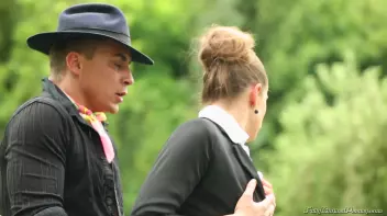 Painting In Piss Screencap 45 on sinx.preview.netperv.com