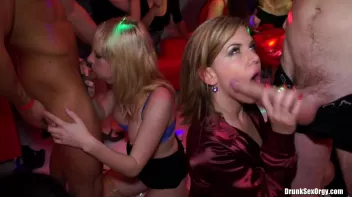 Valentine's Day Vaginas Part 5 - Cam 2 Screencap 4 on sinx.preview.netperv.com