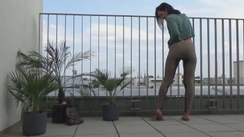 Voll in meine Hose gepisst Screencap 11 on sinx.preview.netperv.com