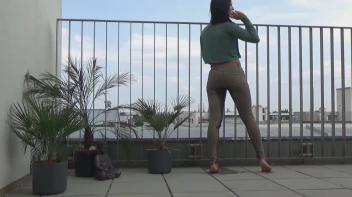 Voll in meine Hose gepisst Screencap 12 on sinx.preview.netperv.com