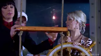 Threesome's Wild Sea Cruise Screencap 14 on sinx.preview.netperv.com