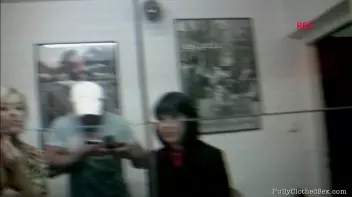 Threesome's Wild Sea Cruise Screencap 8 on sinx.preview.netperv.com