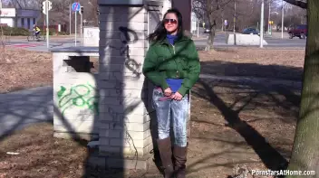 Doesn't Get Any More Public Than This Piss Screencap 14 on sinx.preview.netperv.com