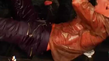 Gratuitous Spillage! Screencap 80 on sinx.preview.netperv.com