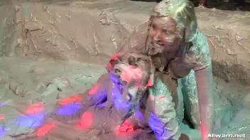 Miss Skinny Takes a Mud Dive Screencap 48 on sinx.preview.netperv.com