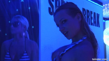 Spring Break Blow-Out Part 4 - Cam 4 Screencap 108 on sinx.preview.netperv.com