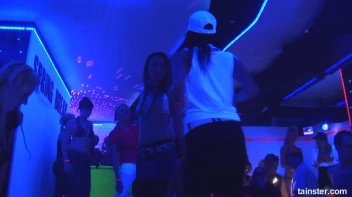 Spring Break Blow-Out Part 4 - Cam 4 Screencap 5 on sinx.preview.netperv.com