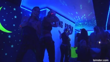 Spring Break Blow-Out Part 4 - Cam 4 Screencap 63 on sinx.preview.netperv.com