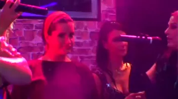 Blue Gel Fight Does the Trick! Screencap 10 on sinx.preview.netperv.com