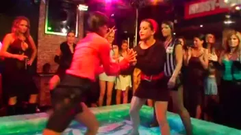 Blue Gel Fight Does the Trick! Screencap 21 on sinx.preview.netperv.com