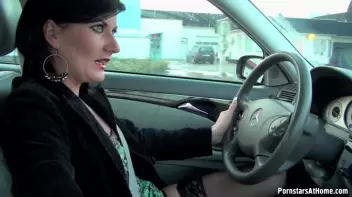 Handjob In Motion Screencap 30 on sinx.preview.netperv.com