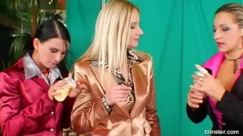 Epic Food Fight Screencap 7 on sinx.preview.netperv.com