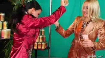 Epic Food Fight Screencap 26 on sinx.preview.netperv.com