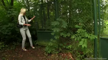 Piss Pleasures On The other Side Of The Fence Screencap 8 on sinx.preview.netperv.com