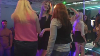Party Hardcore Gone Crazy Vol. 28 Part 6 - Cam 4 Screencap 87 on sinx.preview.netperv.com
