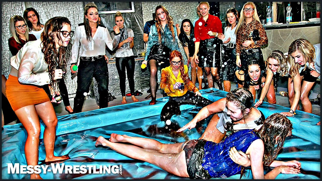 Messy Wrestling: Oil 'Em Up And Watch The Slimy Show X2!! 2 Audience Fights!!! on sinx.preview.netperv.com