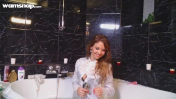 Sexy Solo Wetlook Show In White Screencap 61 on sinx.preview.netperv.com