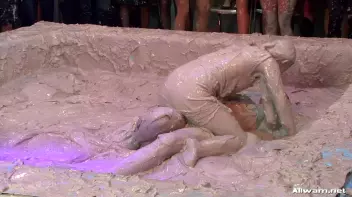 Get Your Mess On, Ladies! Screencap 59 on sinx.preview.netperv.com