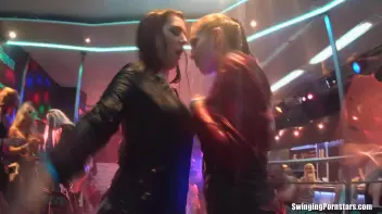 Summer Jam Bang Part 4 - Shower Cam Screencap 67 on sinx.preview.netperv.com