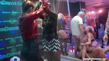 Summer Jam Bang Part 4 - Shower Cam Screencap 80 on sinx.preview.netperv.com