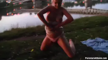 Welli's Riverside Piss Romp Screencap 69 on sinx.preview.netperv.com