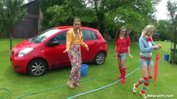 Country Chicks' Hog-Wild Wetlook Car Wash Screencap 3 on sinx.preview.netperv.com