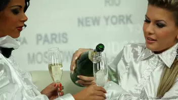 Flashy In White Piss Fuck Fiends Screencap 6 on sinx.preview.netperv.com