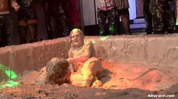 Redheads No More After This Battle! Screencap 76 on sinx.preview.netperv.com