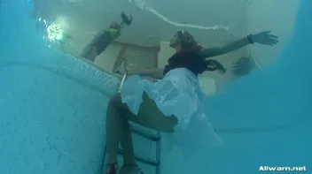 Sexy Pool Bunnies Wet And Messy Fun Screencap 46 on sinx.preview.netperv.com