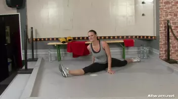 Wetlook Boxing: Simon vs. Tea Screencap 1 on sinx.preview.netperv.com