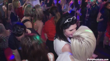 Party Hardcore Vol. 71 Part 4 - Cam 4 Screencap 8 on sinx.preview.netperv.com