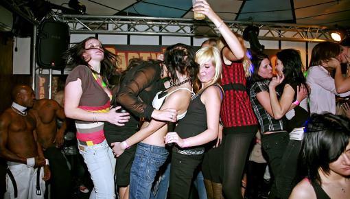 Latest deal - Party Hardcore Vol. 58 Part 4 - Cam 4