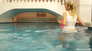 Badminton Babes Go For Wetlook Glory Screencap 37 on sinx.preview.netperv.com