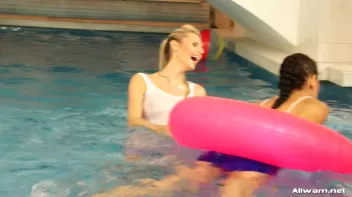 Badminton Babes Go For Wetlook Glory Screencap 51 on sinx.preview.netperv.com