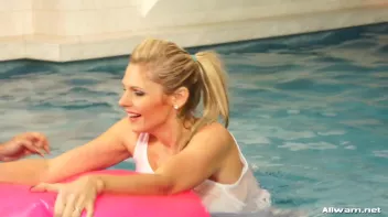 Badminton Babes Go For Wetlook Glory Screencap 55 on sinx.preview.netperv.com