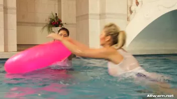 Badminton Babes Go For Wetlook Glory Screencap 59 on sinx.preview.netperv.com