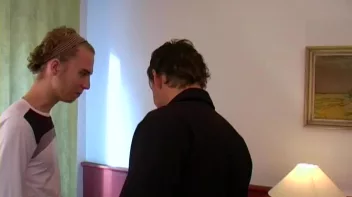 Cleaning Boy Gets Bi Ultimatum Screencap 2 on sinx.preview.netperv.com