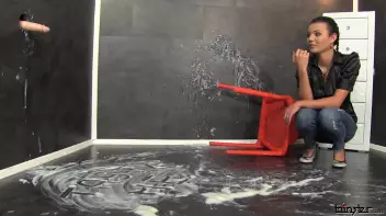 Making The Most Of A Mess Screencap 5 on sinx.preview.netperv.com