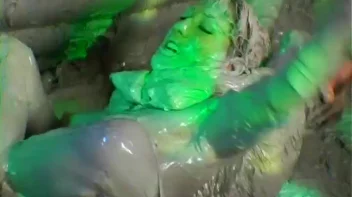 Mudslinging Eurobabes Screencap 34 on sinx.preview.netperv.com