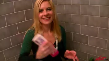 Savoring Every Moment Of Bath Time Screencap 28 on sinx.preview.netperv.com