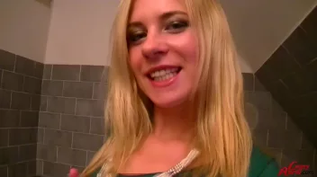 Savoring Every Moment Of Bath Time Screencap 5 on sinx.preview.netperv.com