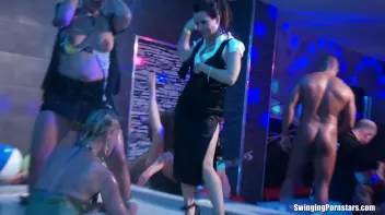 Wet and Wild Swingers Part 3 - Main Edit Screencap 15 on sinx.preview.netperv.com