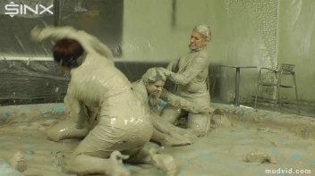 Sexy Ladies Get Wet and Messy In The Mud Screencap 52 on sinx.preview.netperv.com